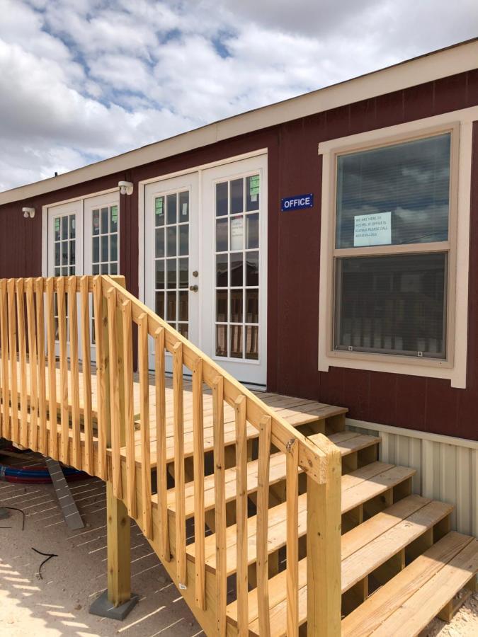 Monahans Country Inn Exterior foto
